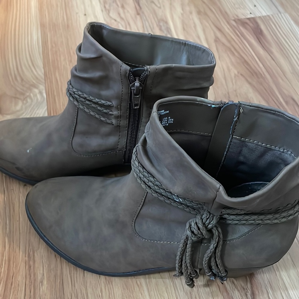 Brown boots